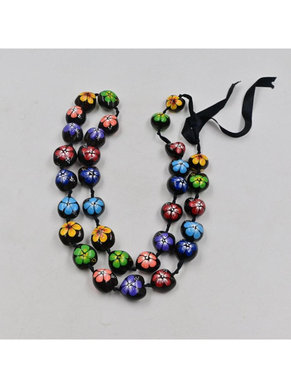 Hawaiian Kukui Nut Lei Necklace Hand Painted Hibiscus Flower Bohemian